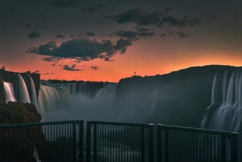 Iguassu Falls Private day tour Brasil & Argentina 