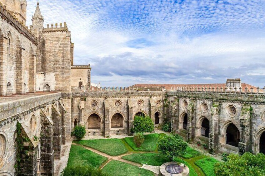 Évora's Cathedral