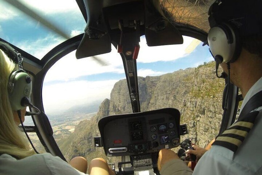 Private Helicopter Flight with Boat Tour Ticket from Cape Town