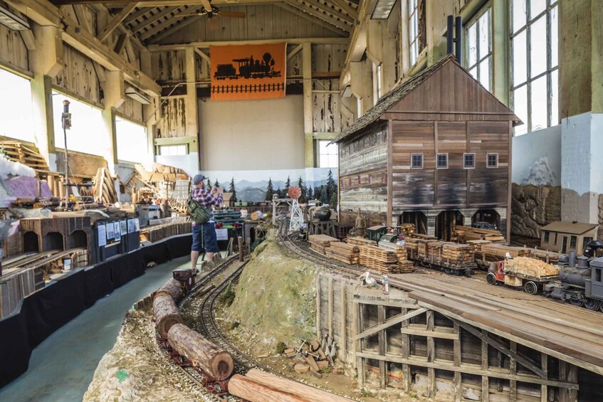 Mendocino County: Skunk Train Pudding Creek Train Ride