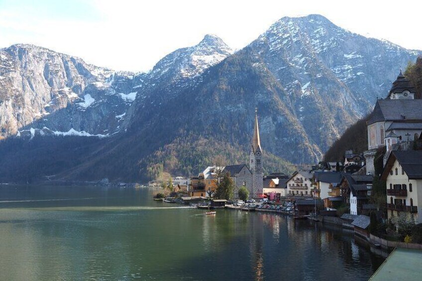 Private Full-Day Tour to Lake Town Hallstatt from Passau or Linz