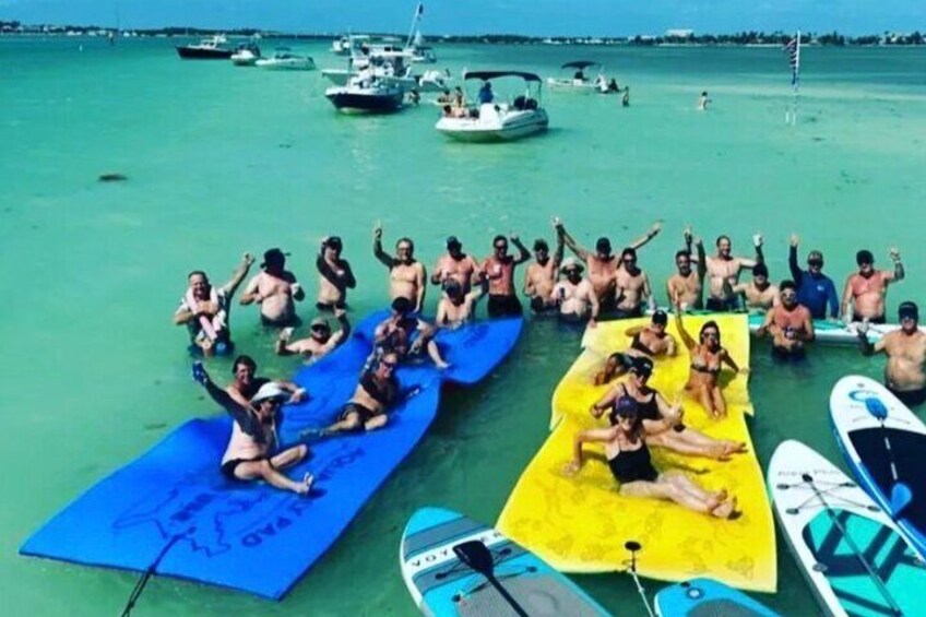 Miami: Party Boat Sandbar Island & Toys Bayside Marketplace