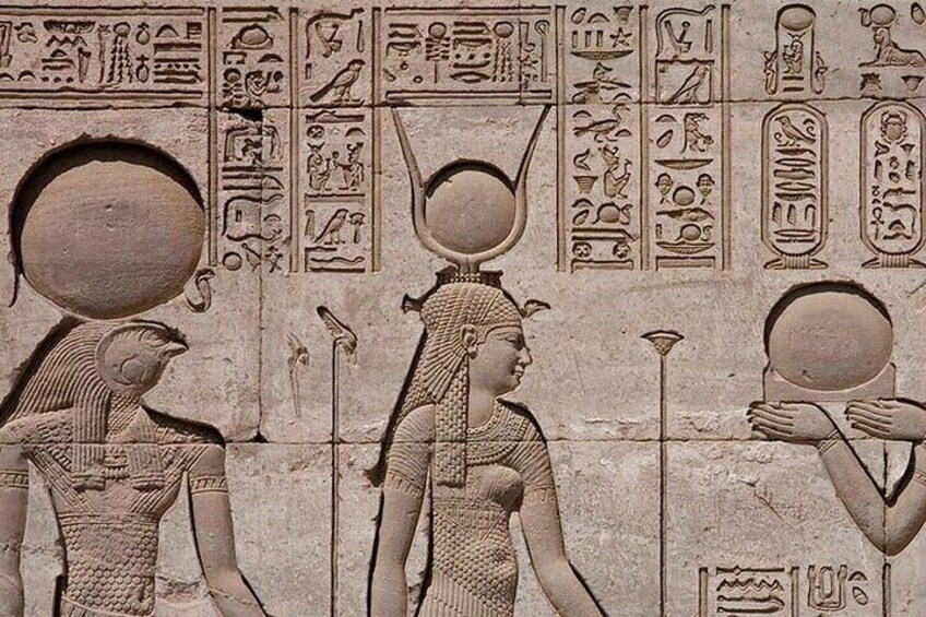 Private half day Tour to Dendara Temple from Luxor