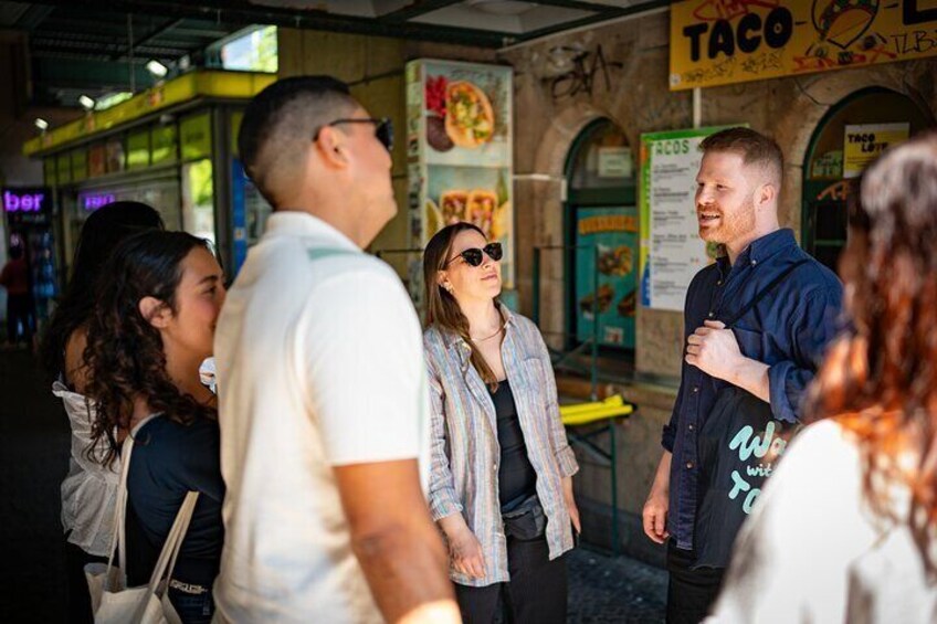 Berlin Street Food & Cultural Walking Tour in Vibrant District 