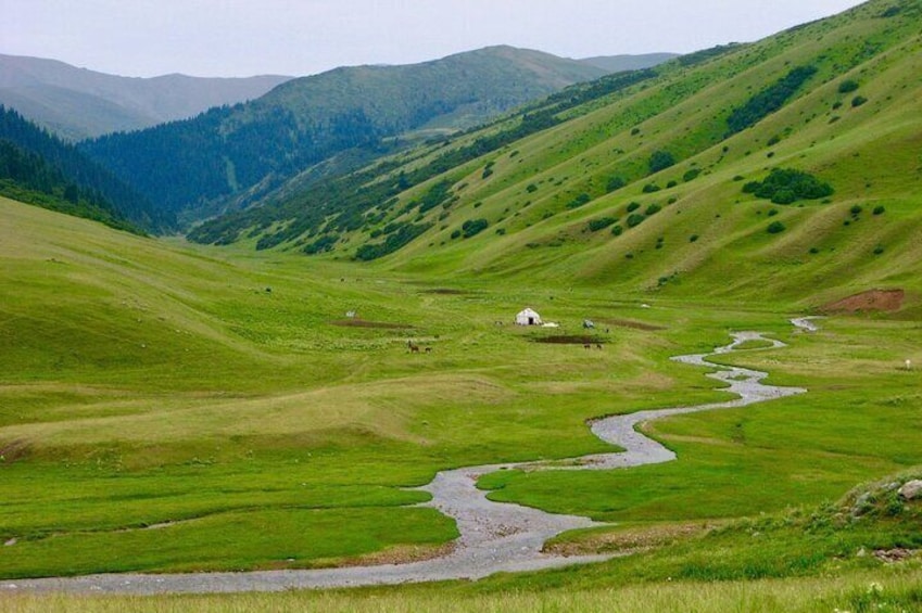 3 Days 2 Nights Private Tour to the Land of Nomads