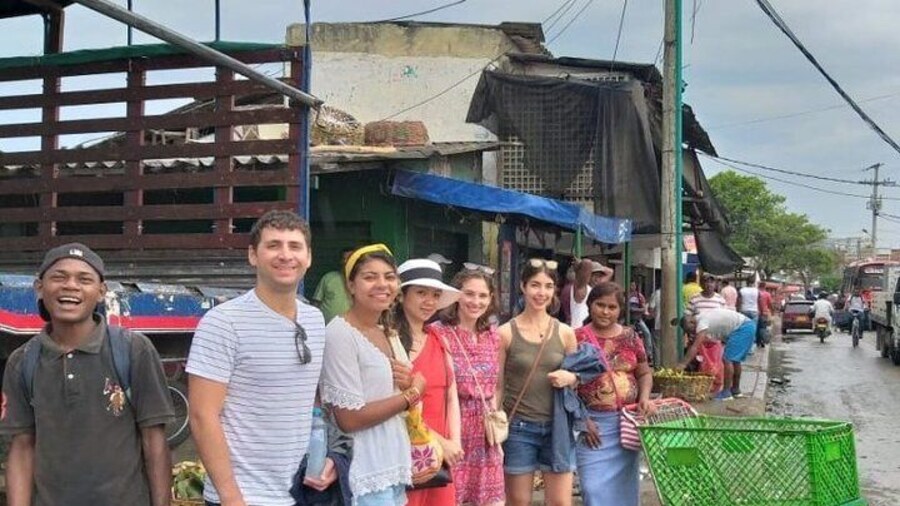 Street food tour at bazurto local market