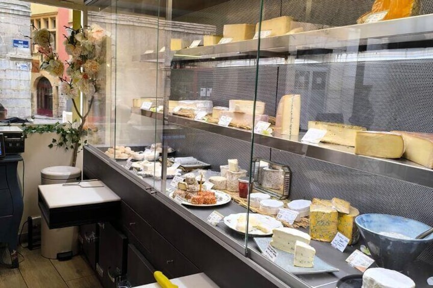 Lyon Sunset Food Tour – A Full Taste of France by Do Eat Better