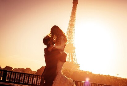 Marriage Proposal aboard the Authentic Bateaux Mouches