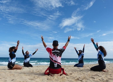 Corralejo : Cours de surf pour débutants avec prise en charge à l'hôtel