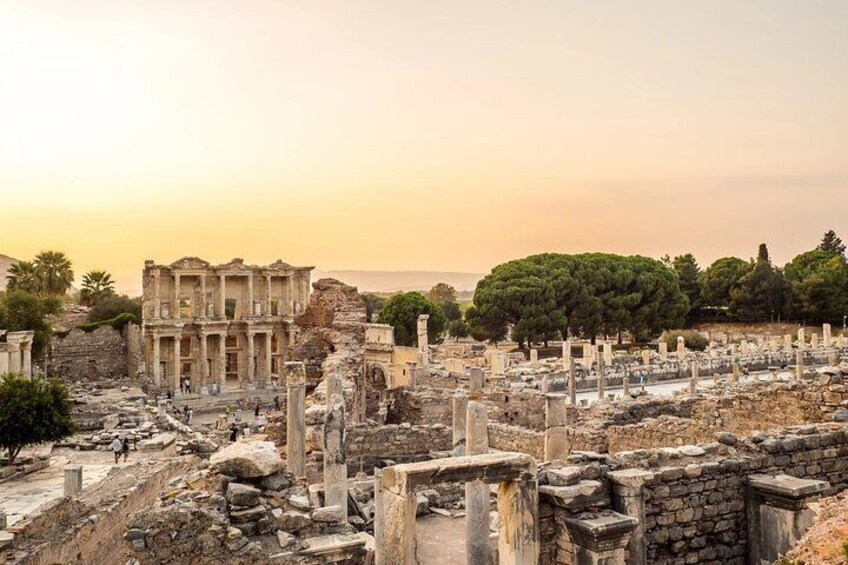 Private Ephesus Tour From Kusadasi Port,Guaranteed On Time Return