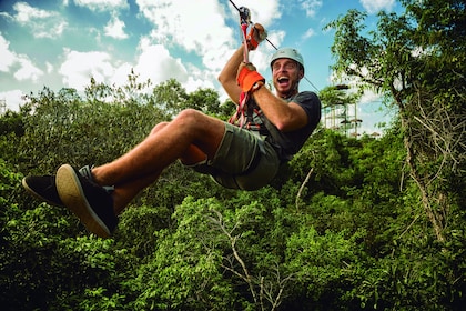 Selvatica Cancun Exclusive Extreme Park