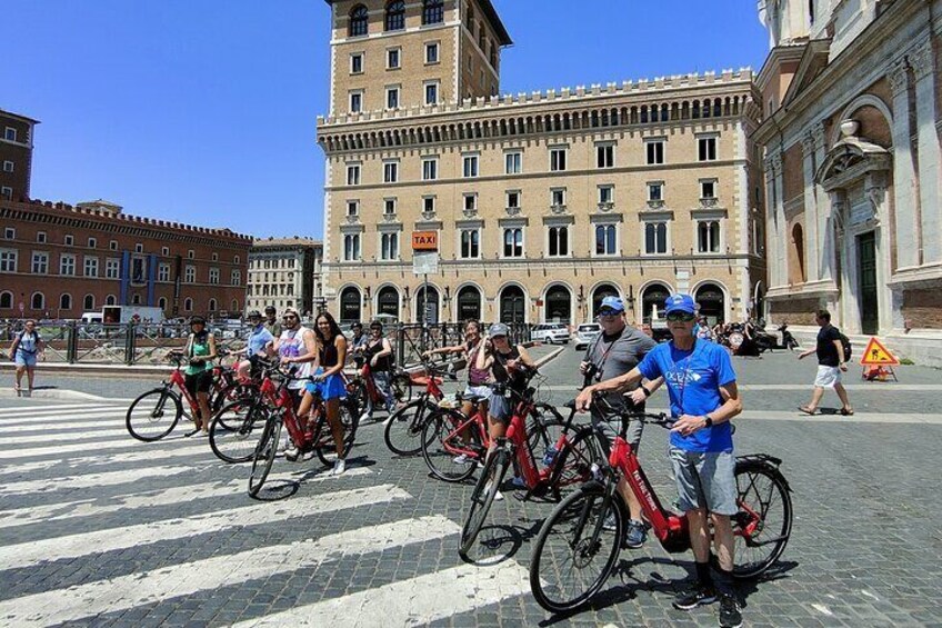 E-Bike: Private Rome Street-Food Tour