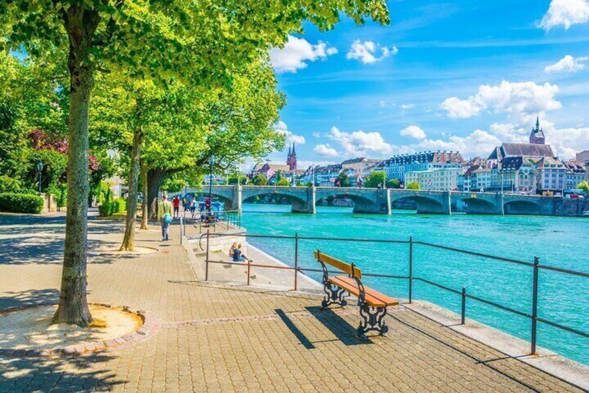 Private transfer from Bern to Basel with a 2 hour stop in Olten