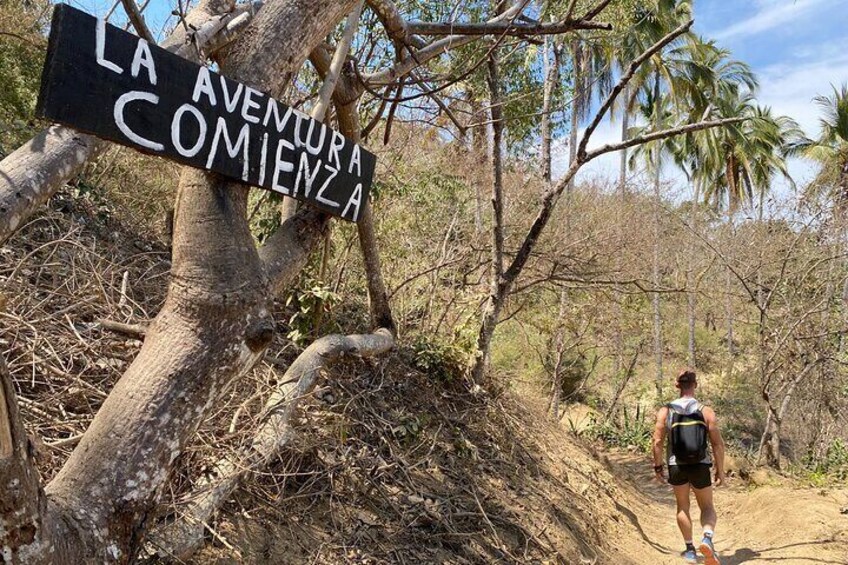 Las Ánimas to Quimixto Waterfall Half-Day Hiking Tour