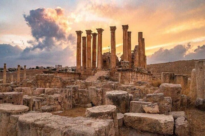 Full Day Private Tour to Jerash , Ajloun and Umm Qais