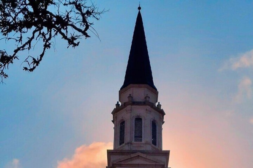 Galveston Mansions and Murder Walking Tour