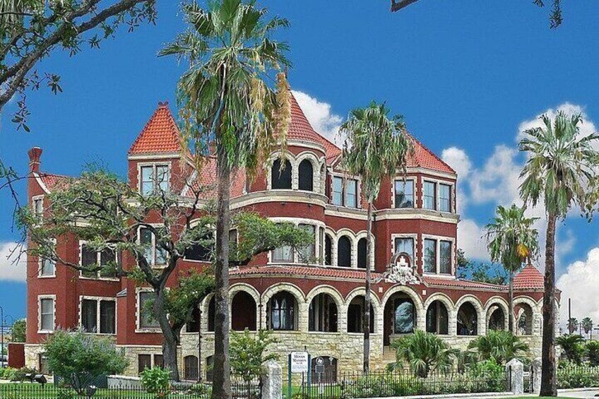 Galveston Mansions and Murder Tour 