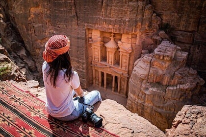 5 Days Private Archeological and Sightseeing Tour in Jordan