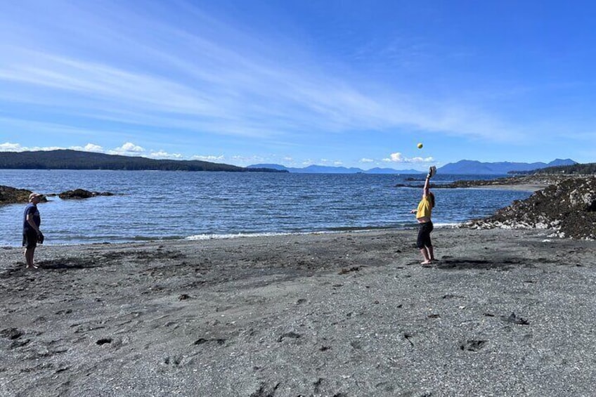Ketchikan Low Tide Excursion & Beach Bonfire