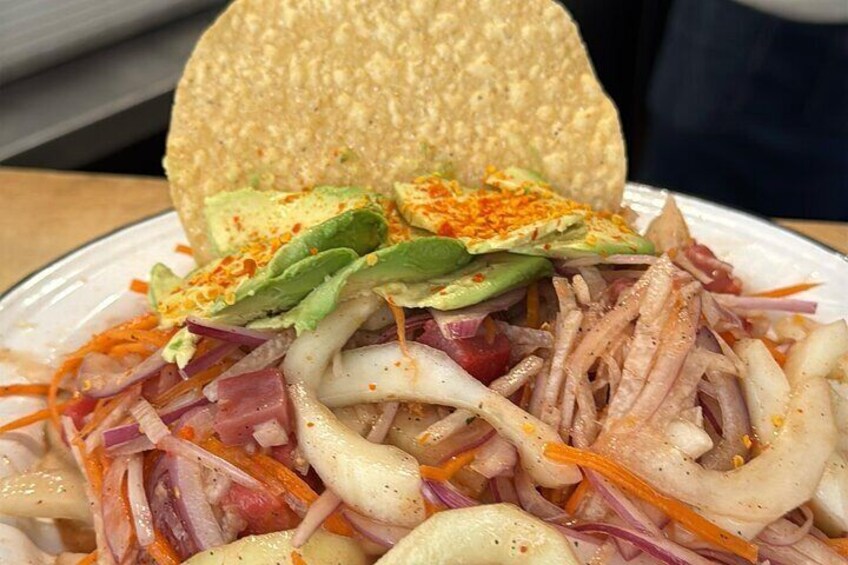 Private gastronomic tour Seafood & Drinks for a perfect afternoon