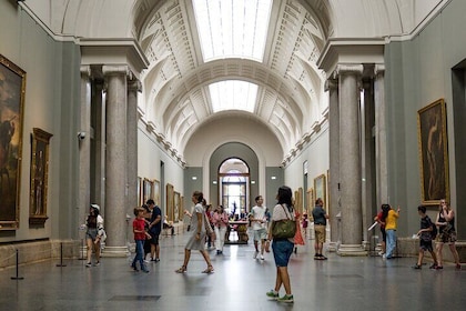 Prado Museum Small Group Tour with Skip the Line Ticket (7 max)