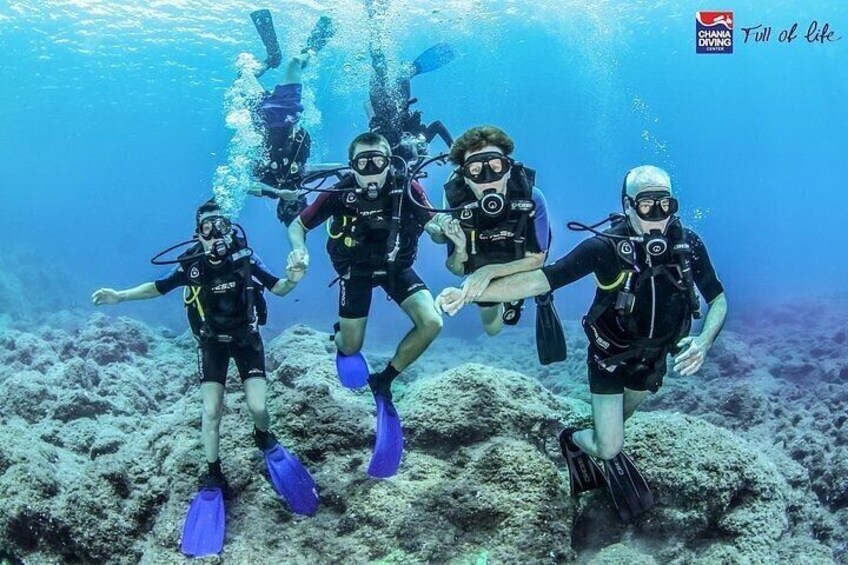 Chania Boat Tour: Snorkeling & Scuba Dive for Beginners