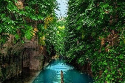 Underworld & Sunlight: Oxkintok & Mucuyché from Merida