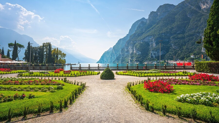 8-Day, Milan and the Northern Lakes Escorted Tour