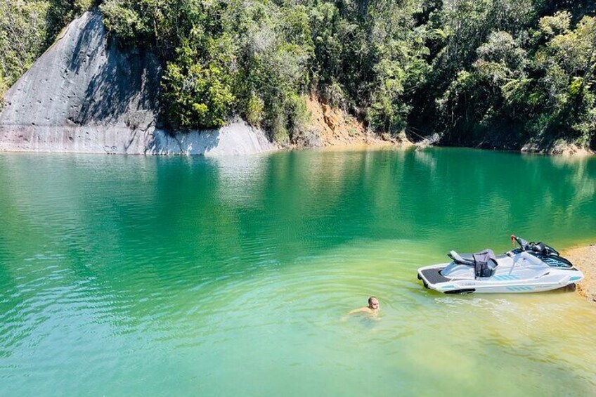 Jet ski in Guatapé Antioquia