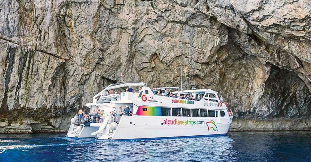 Picture 2 for Activity Alcudia: Boat Trip to Cap de Formentor and Formentor