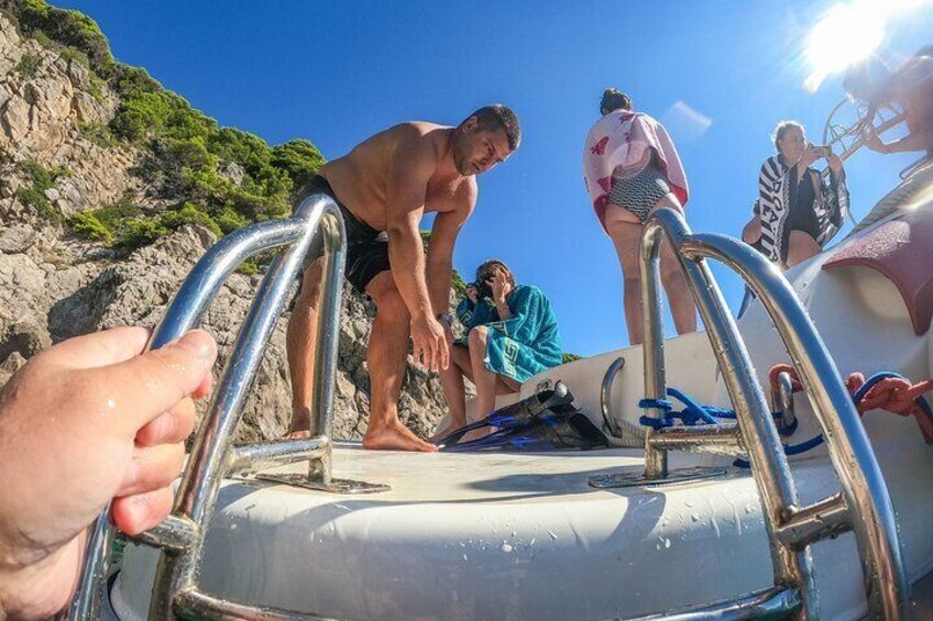 Blue Cave, Green Cave and Lopud Šunj Beach Speedboat Tour 
