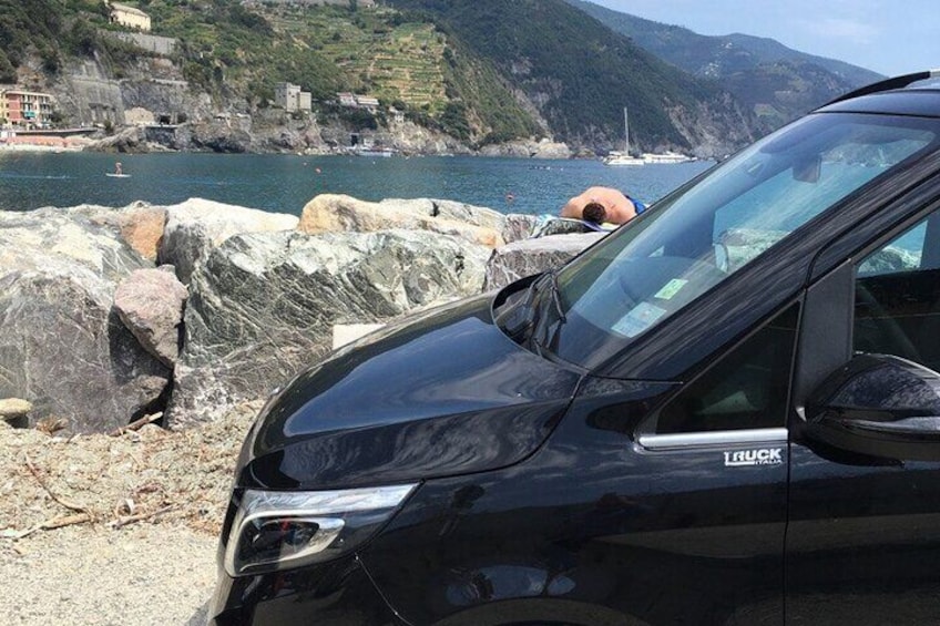 Cinque Terre Tour by Shuttle from Lucca