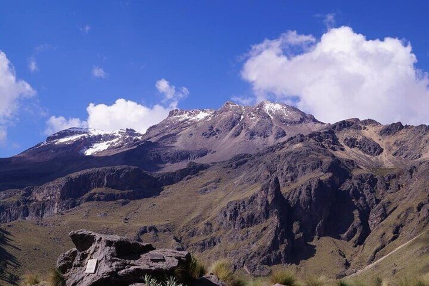 Full-day Iztaccihuatl Hiking Tour from Mexico City 