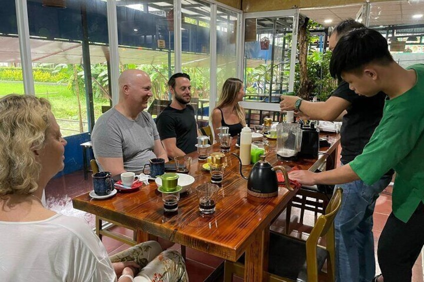 Private Tour in Hoi An Ancient Town with Coffee Making 