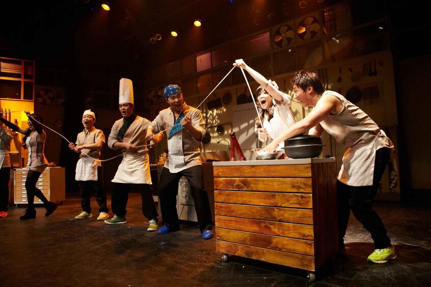 Picture 2 for Activity Beatbox, B-boying & Bibimbap: New Korean-Style Musical Chef