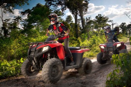 Selvatica Park: Seilrutschen und ATV-Dschungelabenteuer