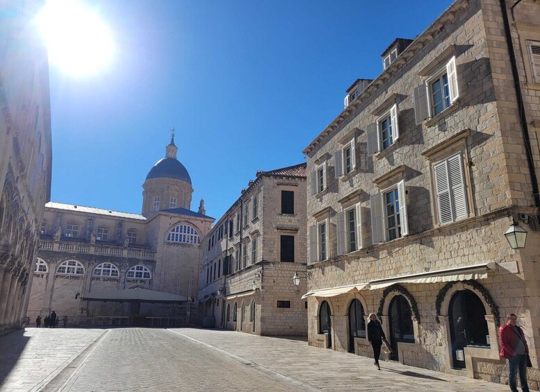 Picture 3 for Activity Dubrovnik: Old Town Highlights Tour with Audio Guide