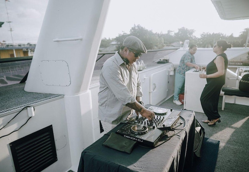 Picture 6 for Activity Benoa Bali: Sunset Dinner Cruise with Show and Live Music