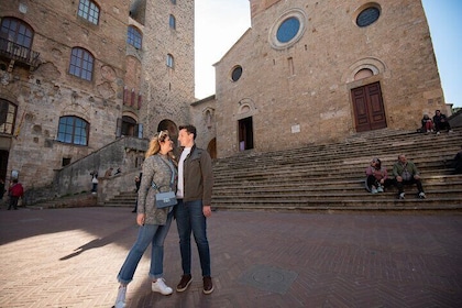 Private tour San Gimignano-Chianti with photographer from Pisa