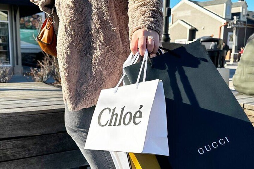 Woodbury Common Premium Outlets Shopping Tour from Midtown