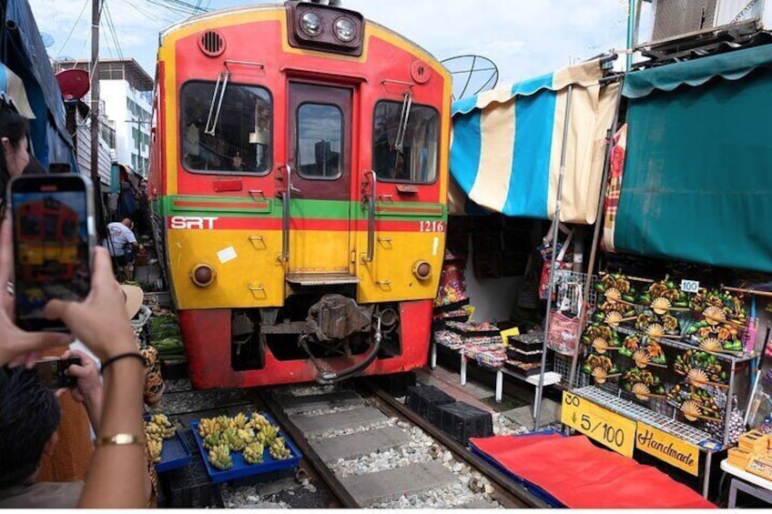 Amphawa Floating Market & Maeklong Railway Train Market Tour