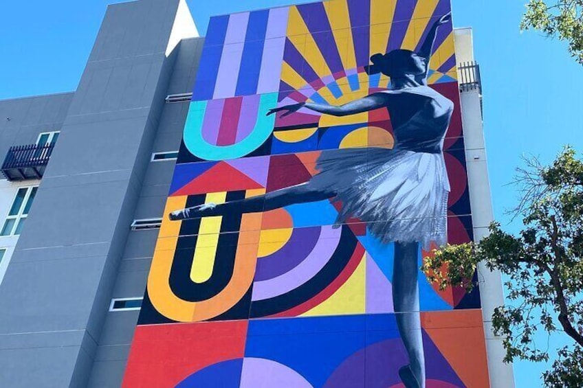 Downtown Sacramento Mural and Art Walking Tour 