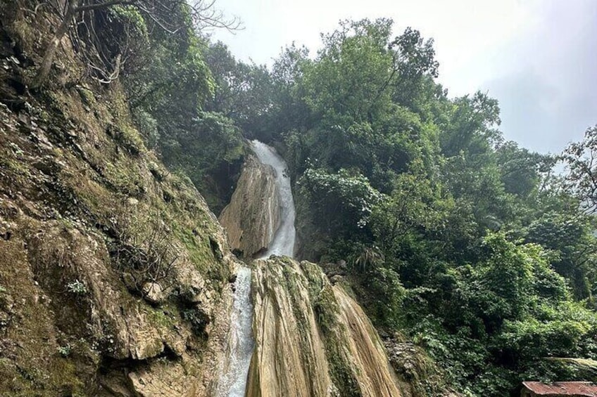 Neer waterfall