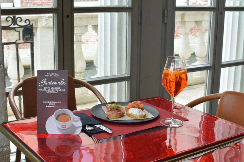 Venice: Royal Garden & San Marco Basin View Spritz & Snacks