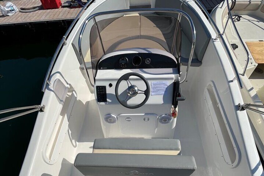 Private Cruise with Skipper in Allegra at 9 pm with 115 hp engine