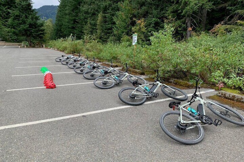 Snoqualmie Tunnel Mountain Bike Tour from Seattle