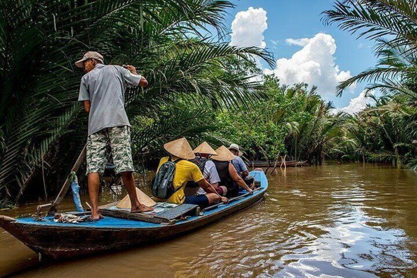 Deluxe Full Day Tour: Cu Chi Tunnels and Mekong Delta 