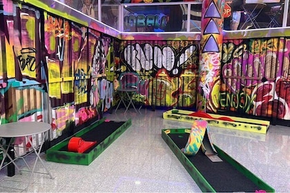 Porto Indoor Mini Golf Experience with Bar