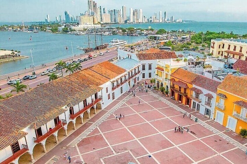 Private city tour in Cartagena with Transportation and Guide