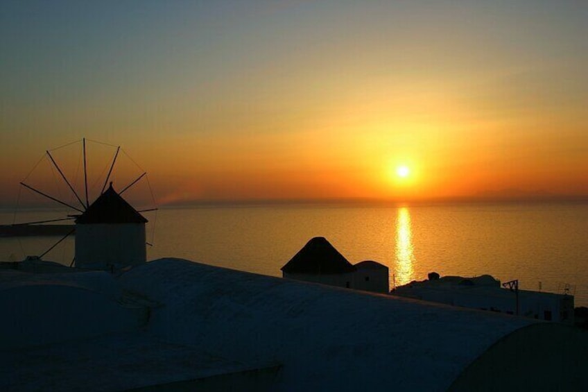 Santorini: Oia After Sunset - Cultural Walking Tour 